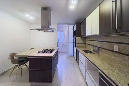 Apartamento à venda com 98m², 2 quartos e 1 vagaCozinha