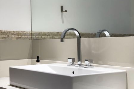 Apartamento à venda com 98m², 2 quartos e 1 vagaÁrea de Serviço