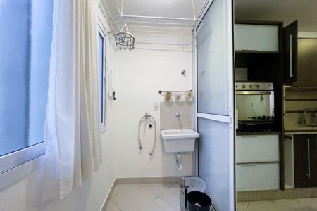 Apartamento à venda com 98m², 2 quartos e 1 vagaÁrea de Serviço