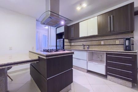 Apartamento à venda com 98m², 2 quartos e 1 vagaCozinha