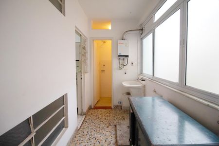 Apartamento à venda com 92m², 2 quartos e sem vaga Apartamento à venda com 92m², 2 quartos e sem vagaÁrea de serviço