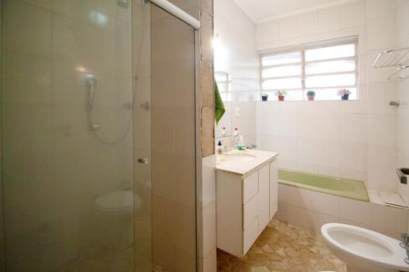 Apartamento à venda com 92m², 2 quartos e sem vaga Apartamento à venda com 92m², 2 quartos e sem vagaBanheiro
