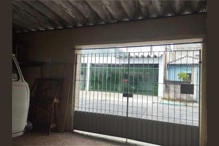 Casa à venda com 4 quartos, 203m² em Parque Peruche, São Paulo