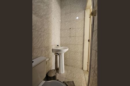 Casa para alugar com 100m², 3 quartos e sem vaga Casa para alugar com 100m², 3 quartos e sem vagaBanheiro
