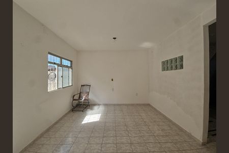 sala de casa para alugar com 3 quartos, 100m² em Brotas, Salvador