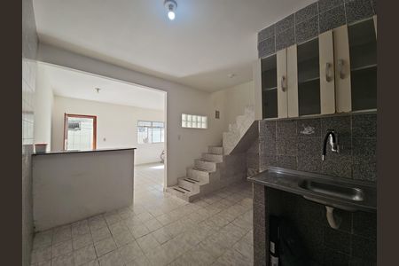 Cozinha de casa para alugar com 3 quartos, 100m² em Brotas, Salvador
