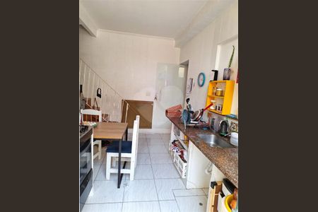 Casa à venda com 143m², 4 quartos e 2 vagas