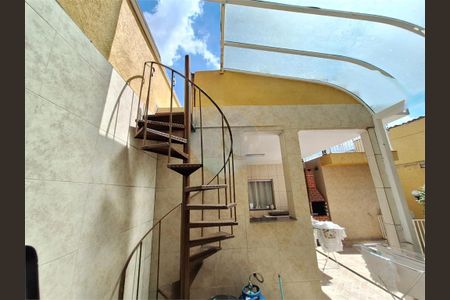 Casa à venda com 143m², 4 quartos e 2 vagas