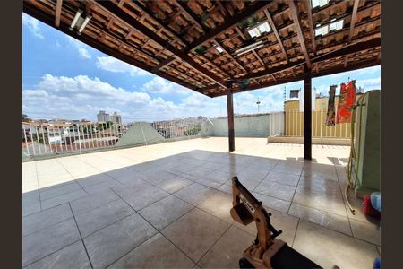 Casa à venda com 143m², 4 quartos e 2 vagas