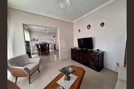 Casa à venda com 4 quartos, 143m² em Vila Romero, São Paulo