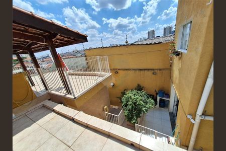 Casa à venda com 4 quartos, 143m² em Vila Romero, São Paulo
