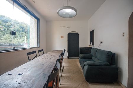 Sala de casa para alugar com 3 quartos, 130m² em Imperial de São Cristóvão, Rio de Janeiro
