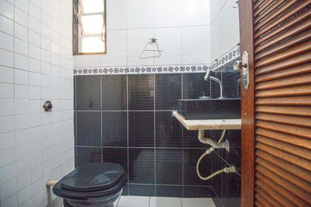 Casa para alugar com 130m², 3 quartos e sem vaga Casa para alugar com 130m², 3 quartos e sem vagaBanheiro