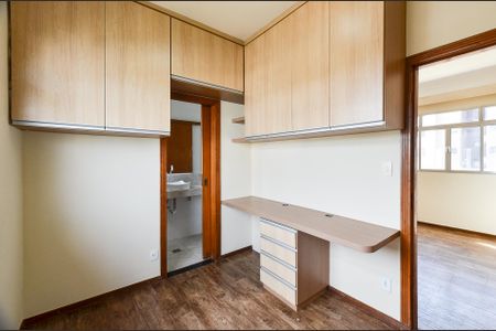 Apartamento à venda com 263m², 4 quartos e 2 vagasSuíte Cobertura