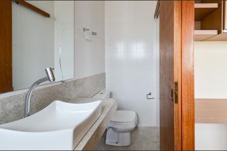 Apartamento à venda com 263m², 4 quartos e 2 vagasBanheiro Suíte Cobertura