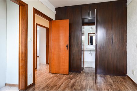 Apartamento à venda com 263m², 4 quartos e 2 vagasSuíte