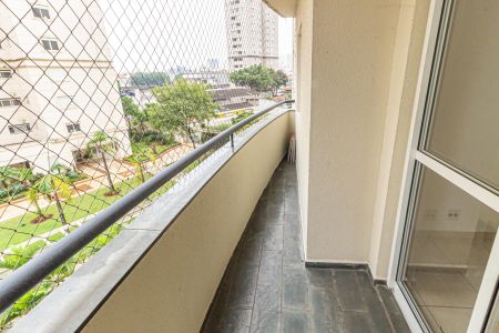 Apartamento à venda com 60m², 2 quartos e 1 vaga Apartamento à venda com 60m², 2 quartos e 1 vagaVaranda
