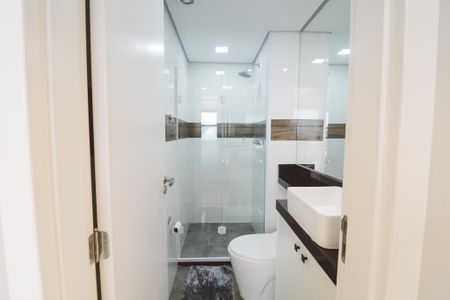 Apartamento para alugar com 56m², 3 quartos e 1 vaga Apartamento para alugar com 56m², 3 quartos e 1 vagaBanheiro