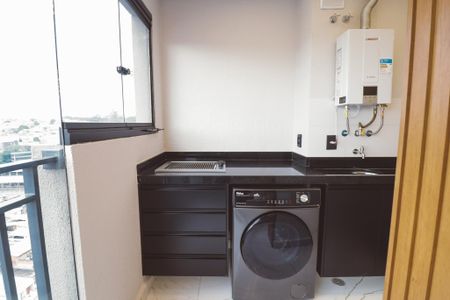 Apartamento para alugar com 56m², 3 quartos e 1 vaga Apartamento para alugar com 56m², 3 quartos e 1 vagaCozinha e Área de Serviço
