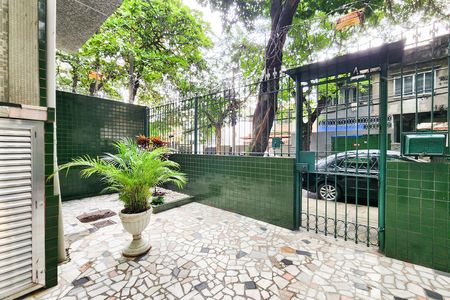 Apartamento para alugar com 115m², 3 quartos e sem vaga Apartamento para alugar com 115m², 3 quartos e sem vagaÁrea Comum