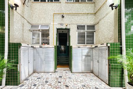 Apartamento para alugar com 115m², 3 quartos e sem vaga Apartamento para alugar com 115m², 3 quartos e sem vagaÁrea Comum