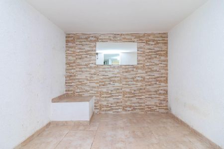 Quarto de casa para alugar com 1 quarto, 30m² em Vila Romero, São Paulo