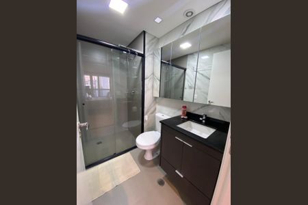 Banheiro  de apartamento à venda com 1 quarto, 28m² em República, São Paulo