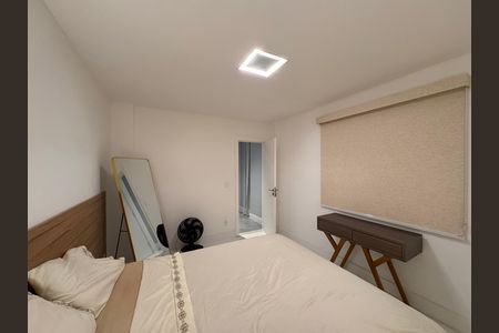 Casa de condomínio à venda com 450m², 4 quartos e 3 vagas Casa de condomínio à venda com 450m², 4 quartos e 3 vagasSuíte 4