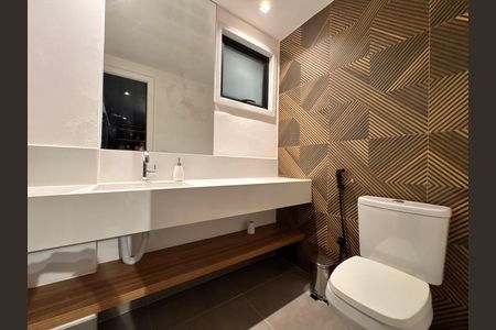 Casa de condomínio à venda com 450m², 4 quartos e 3 vagas Casa de condomínio à venda com 450m², 4 quartos e 3 vagasLavabo