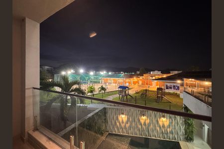 Casa de condomínio à venda com 450m², 4 quartos e 3 vagas Casa de condomínio à venda com 450m², 4 quartos e 3 vagasSuíte 2 - Varanda