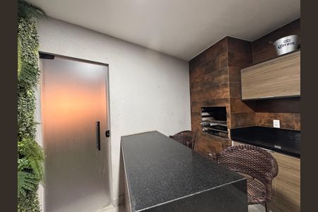 Casa de condomínio à venda com 450m², 4 quartos e 3 vagas Casa de condomínio à venda com 450m², 4 quartos e 3 vagasÁrea externa