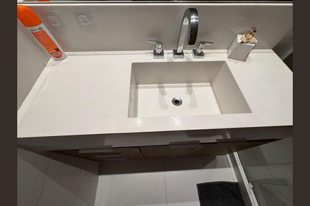 Casa de condomínio à venda com 450m², 4 quartos e 3 vagas Casa de condomínio à venda com 450m², 4 quartos e 3 vagasSuíte 2 - Banheiro
