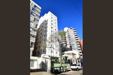 Fachada do Prédio de apartamento para alugar com 1 quarto, 58m² em Centro, Campinas