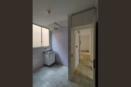 Apartamento para alugar com 52m², 3 quartos e 1 vaga Apartamento para alugar com 52m², 3 quartos e 1 vagaCozinha - Armários