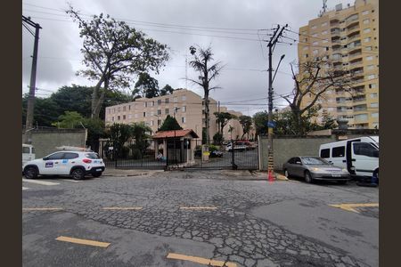 Apartamento para alugar com 52m², 3 quartos e 1 vaga Apartamento para alugar com 52m², 3 quartos e 1 vagaFachada