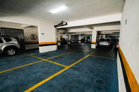 Apartamento para alugar com 60m², 1 quarto e 1 vaga Apartamento para alugar com 60m², 1 quarto e 1 vagaGaragem