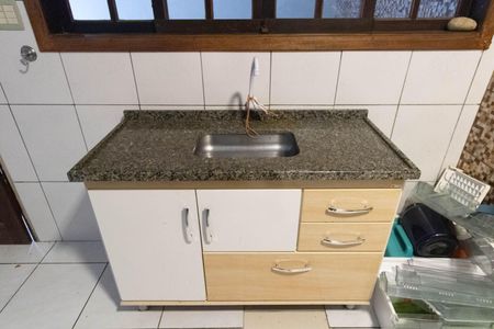 Casa de condomínio para alugar com 70m², 1 quarto e 3 vagas Casa de condomínio para alugar com 70m², 1 quarto e 3 vagasCozinha e Área de Serviço