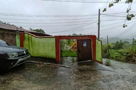 Casa de condomínio para alugar com 70m², 1 quarto e 3 vagas Casa de condomínio para alugar com 70m², 1 quarto e 3 vagasFachada