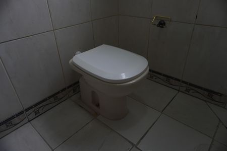Casa à venda com 350m², 5 quartos e 2 vagas Banheiro 3