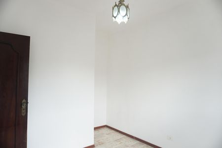 Casa à venda com 350m², 5 quartos e 2 vagasQuarto 4