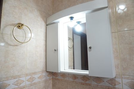 Casa à venda com 350m², 5 quartos e 2 vagasBanheiro 2