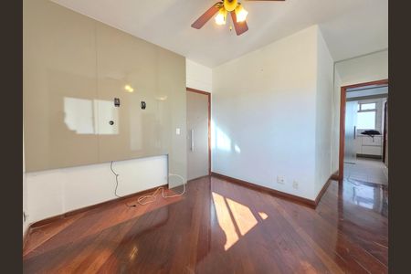 Apartamento à venda com 110m², 3 quartos e 2 vagas Apartamento à venda com 110m², 3 quartos e 2 vagasSala