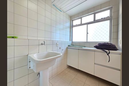 Apartamento à venda com 110m², 3 quartos e 2 vagas Apartamento à venda com 110m², 3 quartos e 2 vagasÁrea de Serviço