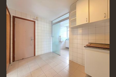Apartamento à venda com 110m², 3 quartos e 2 vagas Apartamento à venda com 110m², 3 quartos e 2 vagasCozinha