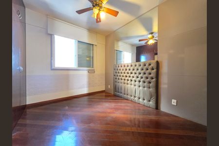 Apartamento à venda com 110m², 3 quartos e 2 vagas Apartamento à venda com 110m², 3 quartos e 2 vagasQuarto Suíte