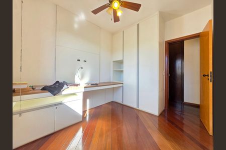 Apartamento à venda com 110m², 3 quartos e 2 vagas Apartamento à venda com 110m², 3 quartos e 2 vagasQuarto 3