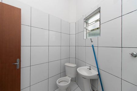 Casa para alugar com 55m², 1 quarto e sem vaga Casa para alugar com 55m², 1 quarto e sem vagaBanheiro
