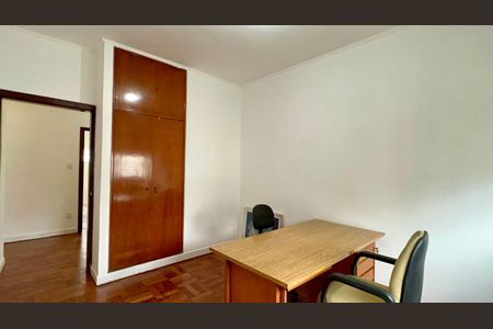 Apartamento à venda com 256m², 4 quartos e 2 vagas Apartamento à venda com 256m², 4 quartos e 2 vagasQuarto 1