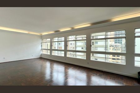 Apartamento à venda com 256m², 4 quartos e 2 vagas Apartamento à venda com 256m², 4 quartos e 2 vagasSala