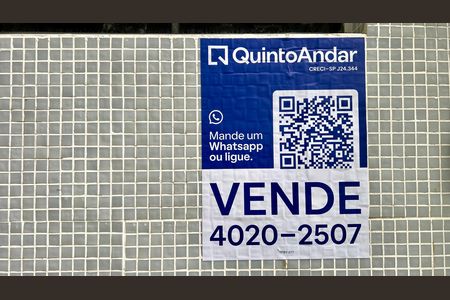 Apartamento à venda com 256m², 4 quartos e 2 vagas Apartamento à venda com 256m², 4 quartos e 2 vagasPlaca